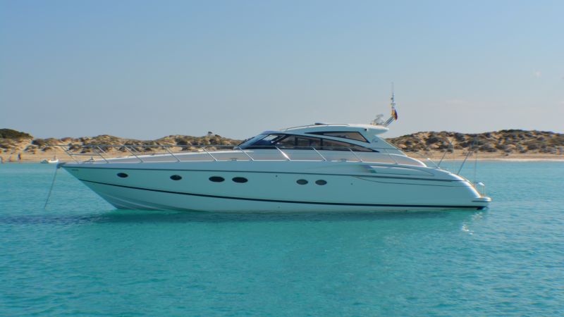 Alquilar YATES - PRINCESS V58 en Ibiza