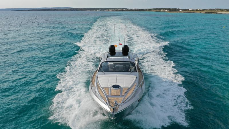 Alquilar YATES - PERSHING 5X en Ibiza